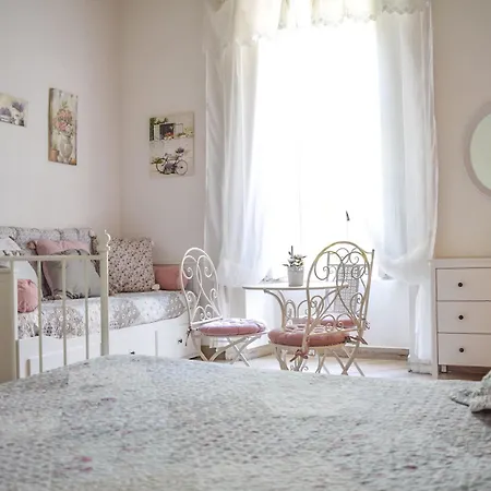 Maison La Mitra - Dimore Partenopee فندق مبيت وإفطار نابولي
