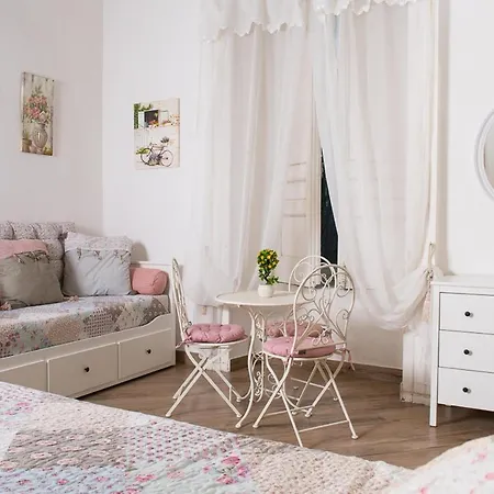Maison La Mitra - Dimore Partenopee 2* Nápoles