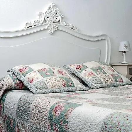 Maison La Mitra - Dimore Partenopee Bed & Breakfast Neapol