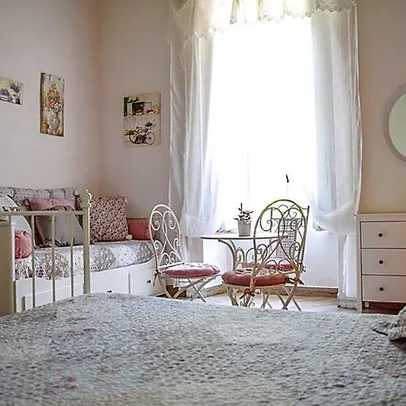 Maison La Mitra - Dimore Partenopee Bed & Breakfast