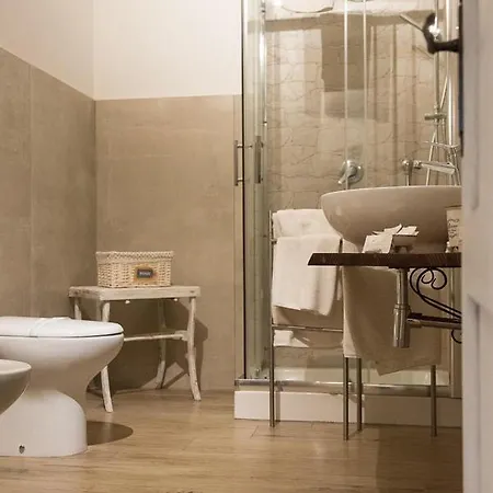 فندق مبيت وإفطار Maison La Mitra - Dimore Partenopee نابولي