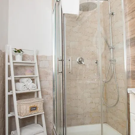 Maison La Mitra - Dimore Partenopee فندق مبيت وإفطار نابولي