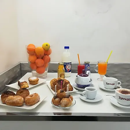 Maison La Mitra - Dimore Partenopee 4* נאפולי