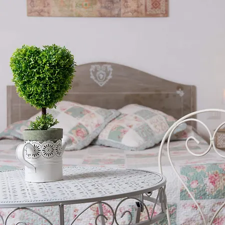 Maison La Mitra - Dimore Partenopee فندق مبيت وإفطار