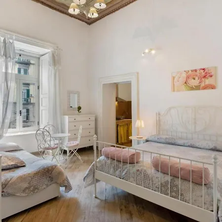 Maison La Mitra - Dimore Partenopee Отель типа 